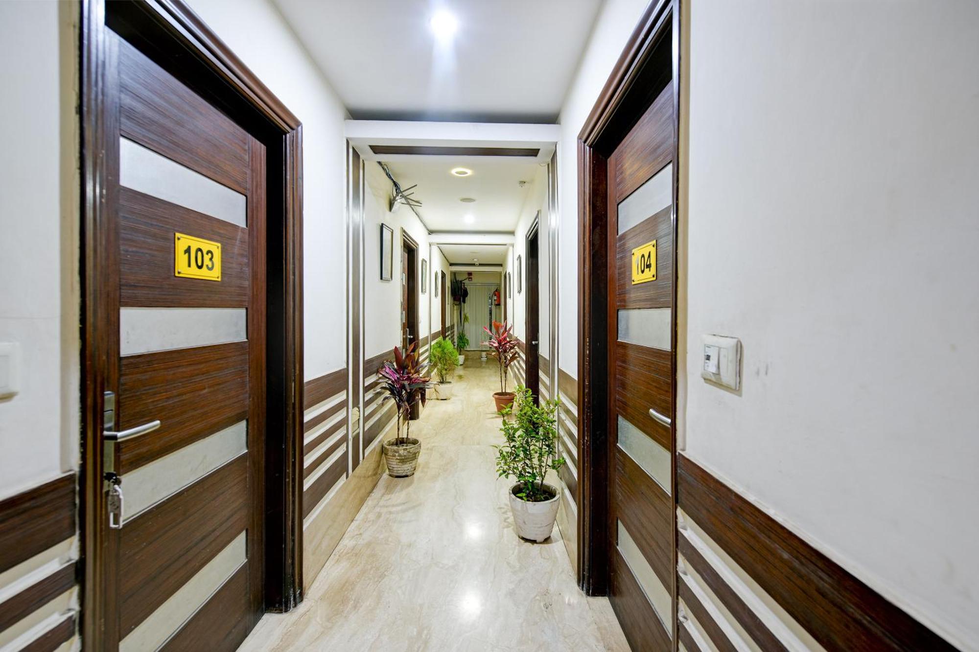 Staybook South Delhi New Delhi Exterior foto
