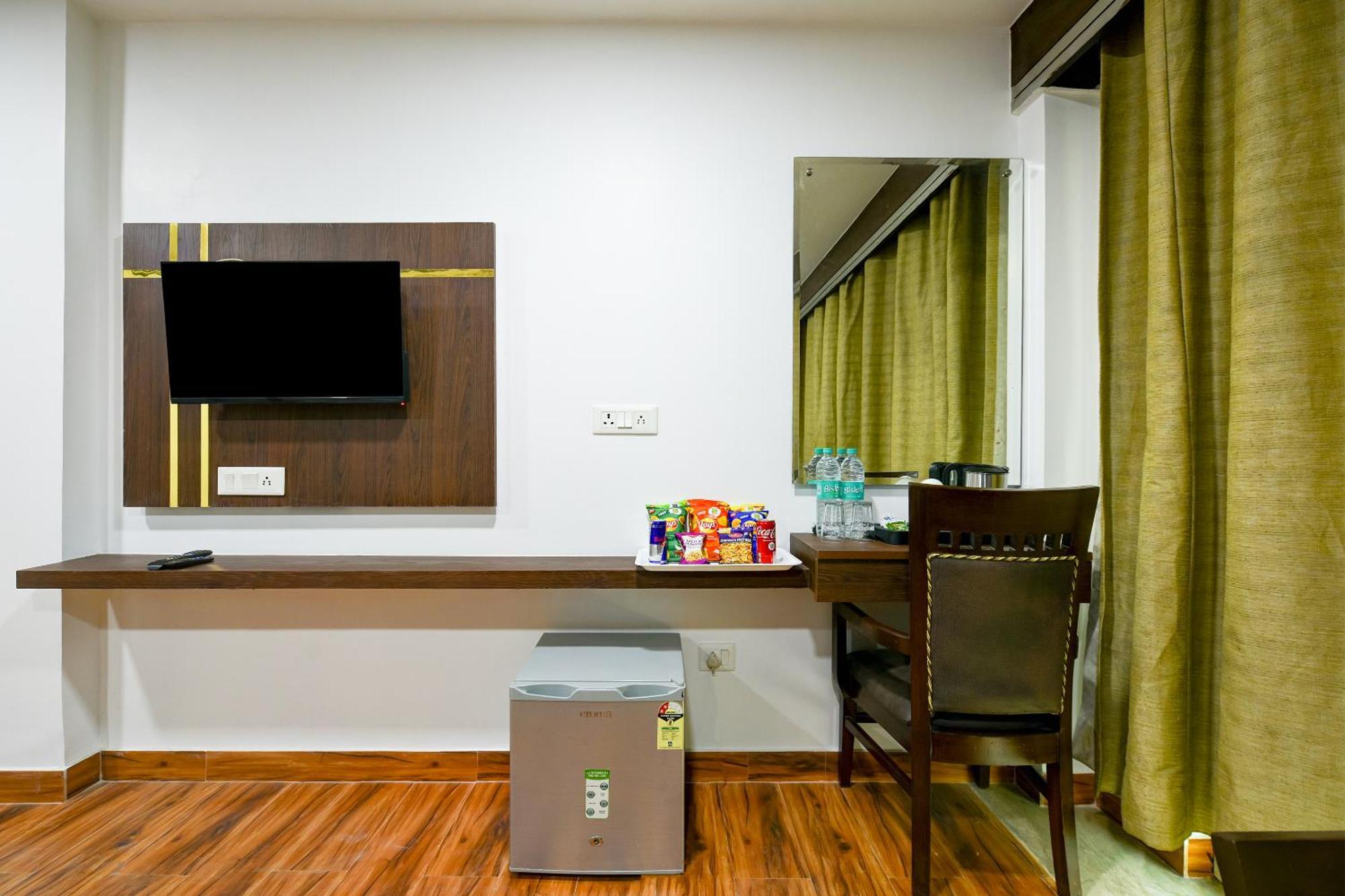 Staybook South Delhi New Delhi Exterior foto